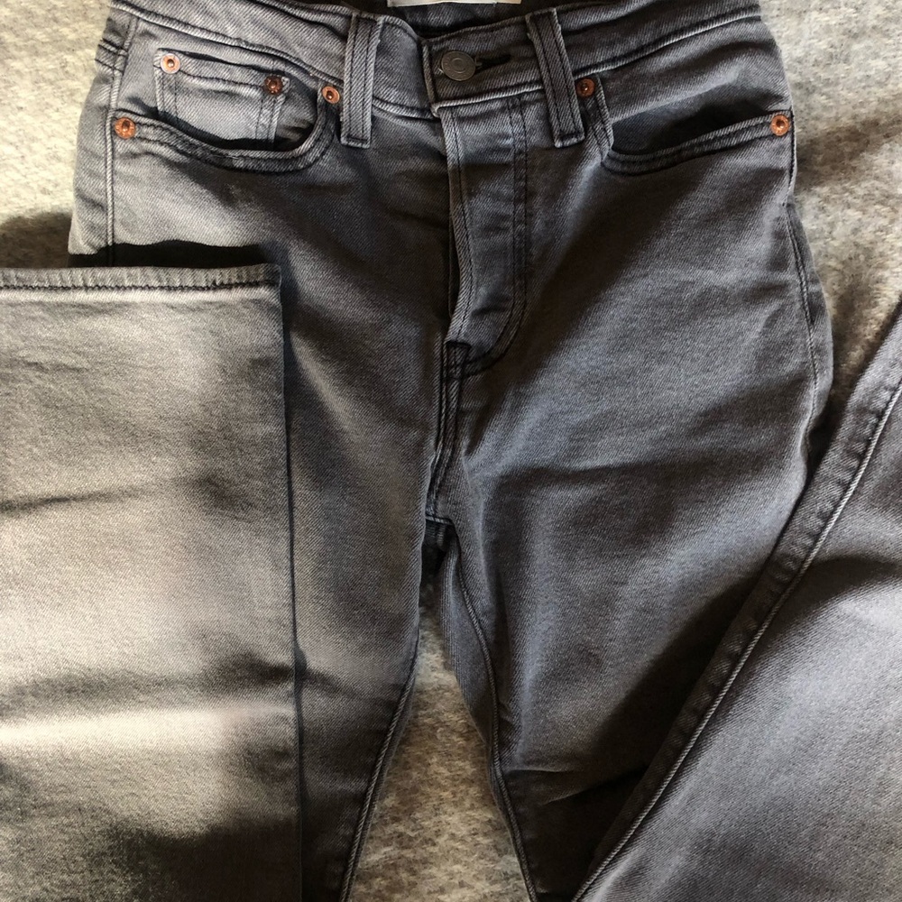 Levi’s Wedgie Straight Jean